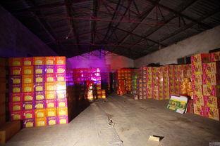 主播爆料囤积仓库视频,揭秘幕后黑幕  第1张